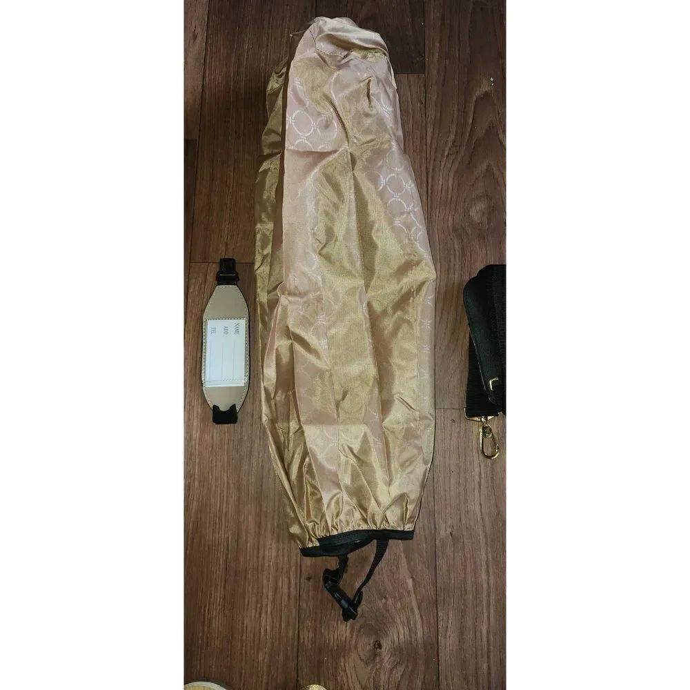 Luggage Cover - Picture 2 of 6